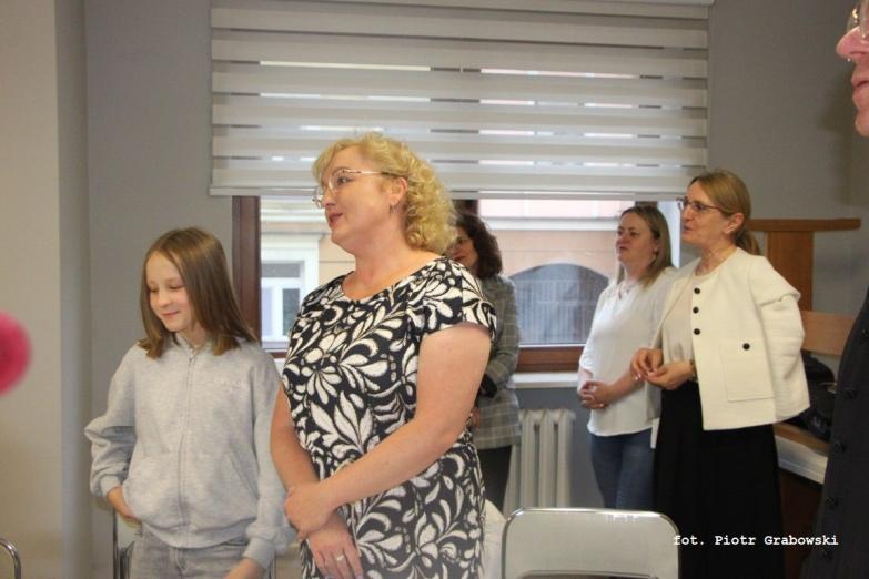 Wspólna modlitwa i zakończenie roku formacyjnego w siedleckiej katedrze - agapa w sali parafialnej